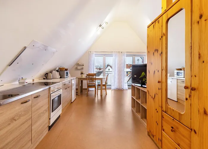 Hohenzollern 公寓 *